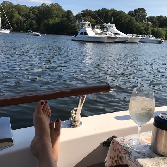 Meet your Posher, Deborah - Picture 4 of 7